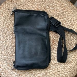 Brush bag/belt